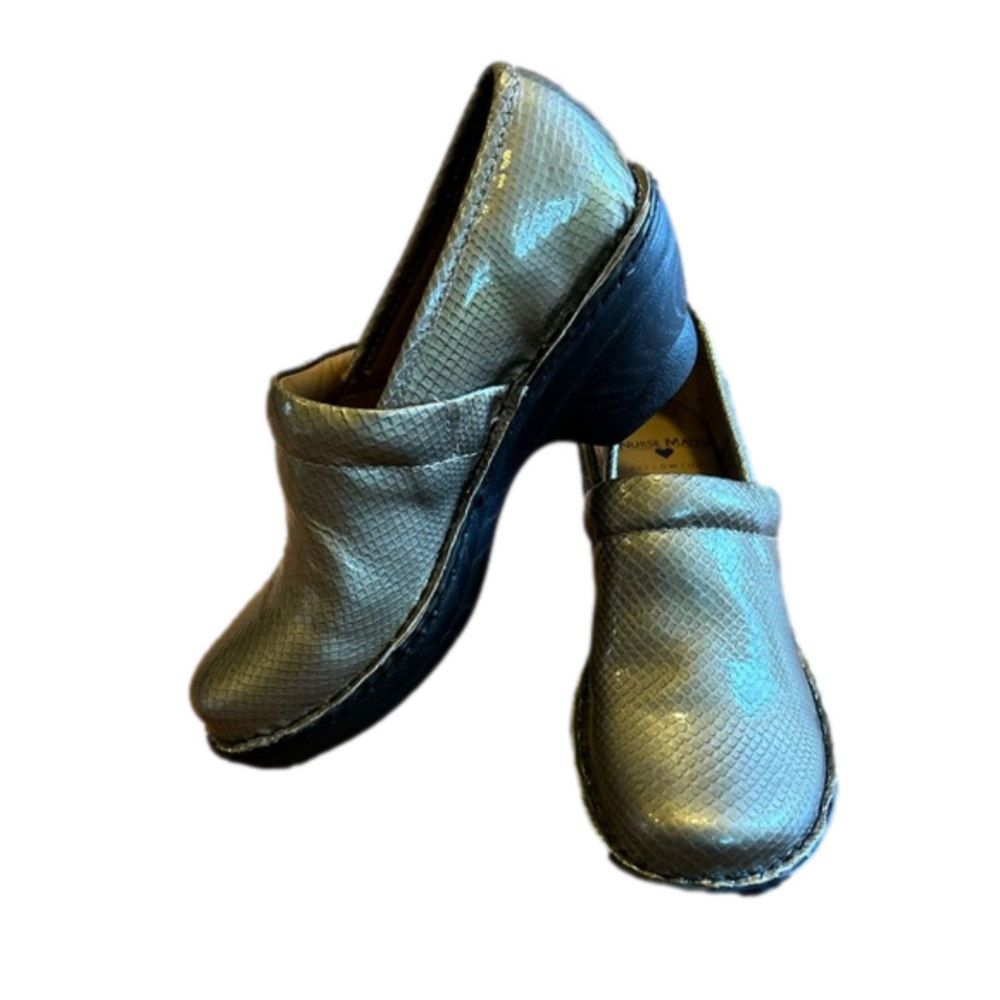 Nurse Mates Halle Slip On Slip Resistant Metallic Pewter Clog Women’s  Size 7
